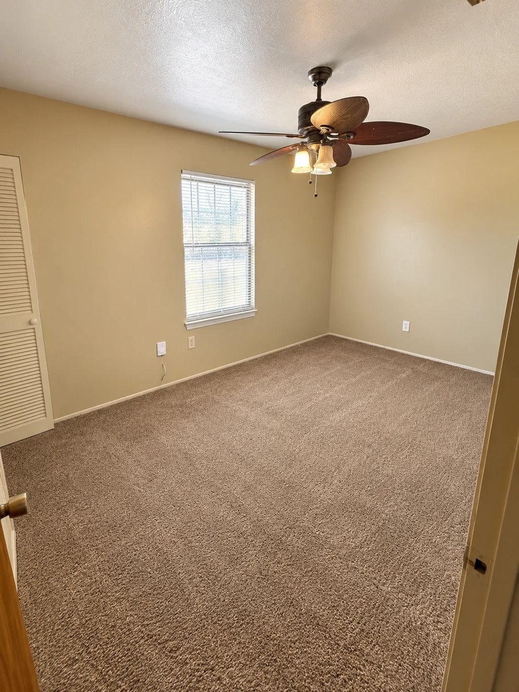 Second bedroom, North Shreveport (71107)